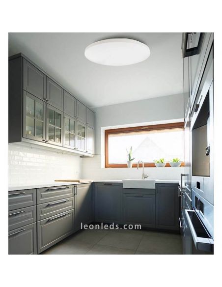 Plafon Led con mando a distancia 80W Zero Smart 5946 foto de ambiente Mantra | LeonLeds Iluminación
