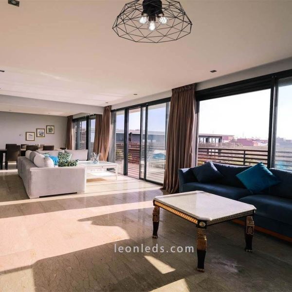 Plafón de techo Alambre negro Haval foto de ambiente marca Trio Lighting | LeonLeds Iluminación