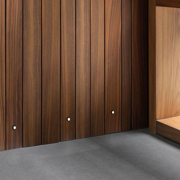 Baliza empotrable Step S instalada a ras de suelo Arkoslight | Leonleds