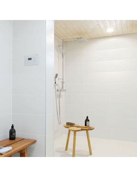 Downlight LED Mix de Arkoslight en el techo de una ducha | LeónLeds