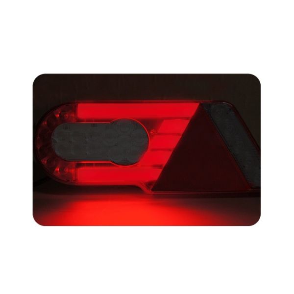 Piloto Trasero LED con Triángulo válido para 12V y 24V, para camión o remolque bañera plataforma | LeonLeds Iluminación
