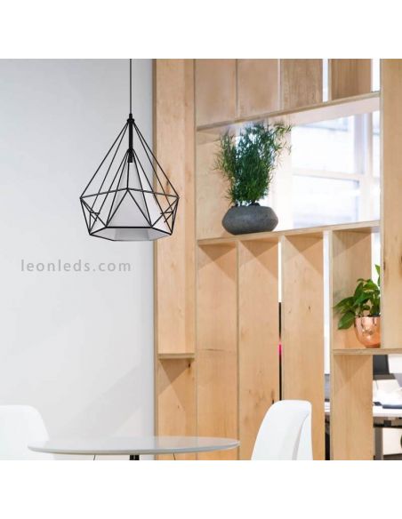 Candeeiro suspenso com varetas Babette foto da marca ambiente Trio Lighting | Leon Iluminação LED