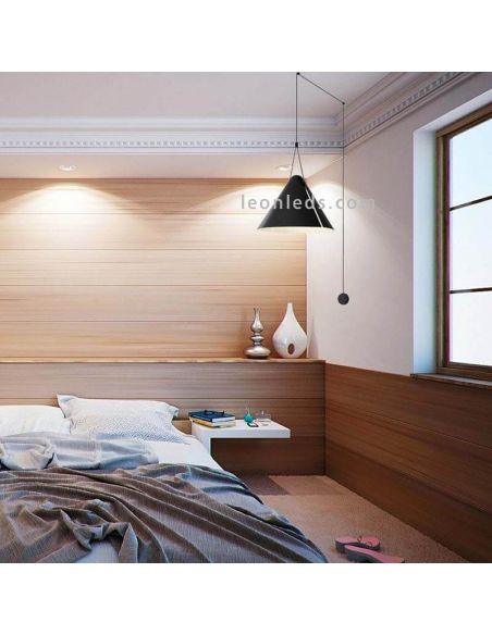 Aplique grande colgante con forma de campana cónica Super Attic 1xE27 | LeónLeds Iluminación | luminaria negra cono habitación