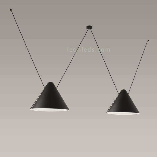 Deckenlampe mit konischen Schirmen...