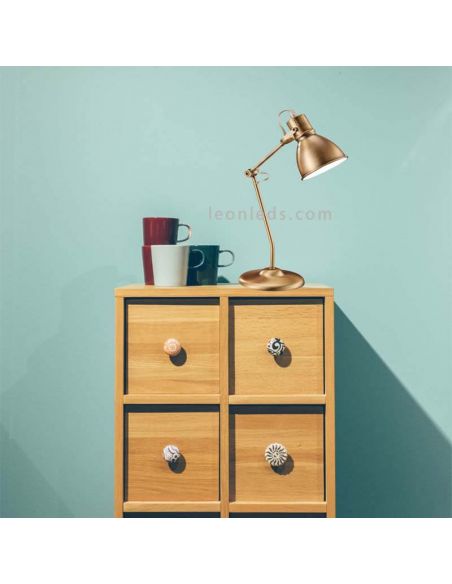 Lámpara de mesa Bronce Jasper foto de ambiente Trio | LeonLeds Iluminación