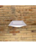 Plafonnier Slimgot Blanc par Arkoslight sur Fond de Briques | LeonLeds.com