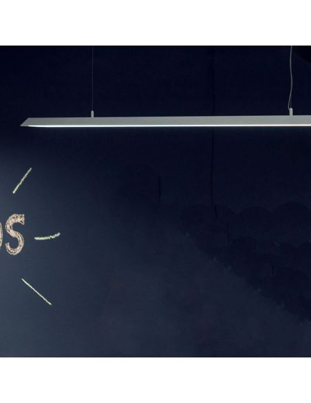 Arkoslight Slimgot candeeiro de tecto branco sobre fundo azul | LeonLeds.com