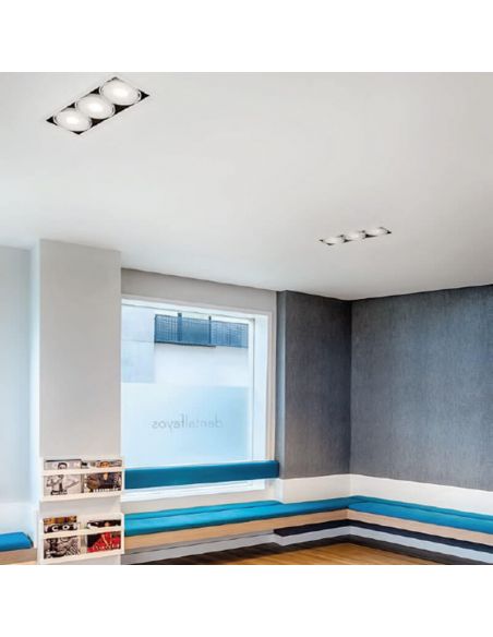 Arkoslight Orbital Lark-111 spot de plafond dans la chambre | LeonLeds.com