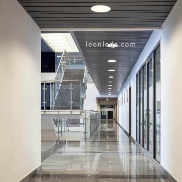 Downlight LED redondo Saona 6W tamanho pequeno 9Cm | LeónIluminação Leds | para corredor