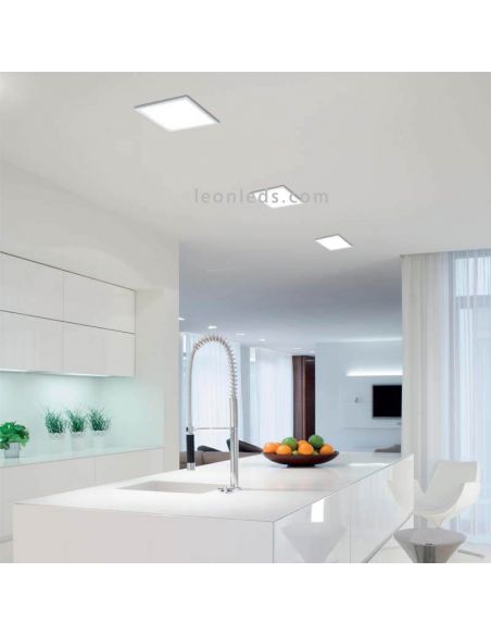 Downlight LED quadrado Saona 6W tamanho pequeno 9Cm | LeónIluminação Leds | para corredor