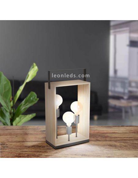 Lámpara de mesa Famborough con 3 luces de madera Eglo Iluminación