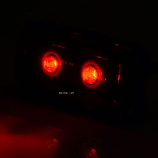 Dimensions du feu antibrouillard arrière LED rectangulaire abat-jour rouge 1481 KR F 12V 24V Was | leonleds