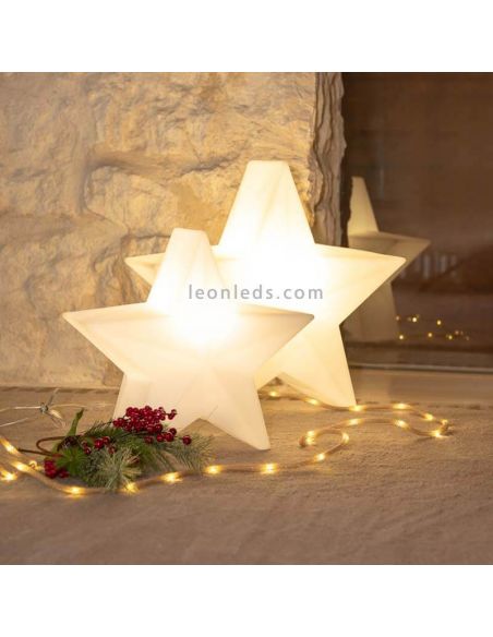 Estrella decorativa navideña Nova con cable 45 o 60 ambiente