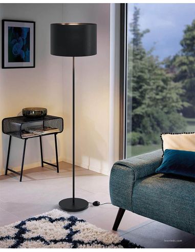 Schwarze Stehlampe Maserlo 1