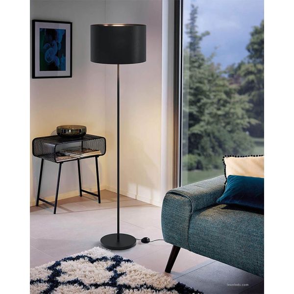Schwarze Stehlampe Maserlo 1