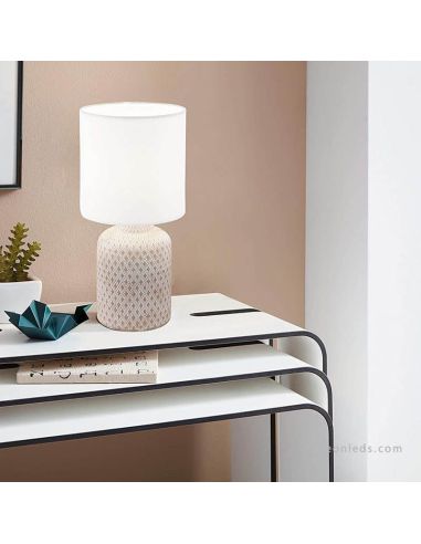 Ambiente Lámpara de mesa blanca Bellariva 97773 Eglo | LeonLeds