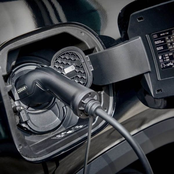 Chargeur portable 7 broches pour véhicules électriques Type 2 BATTERYcharge OPC20A05 Osram | leonleds