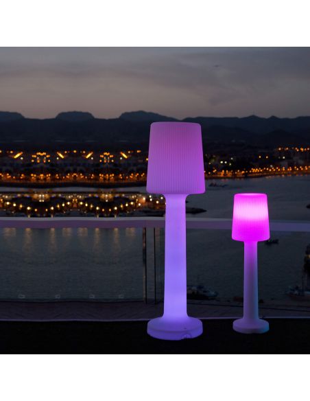 Candeeiro de pé recarregável para exterior Carmen 110 RGB