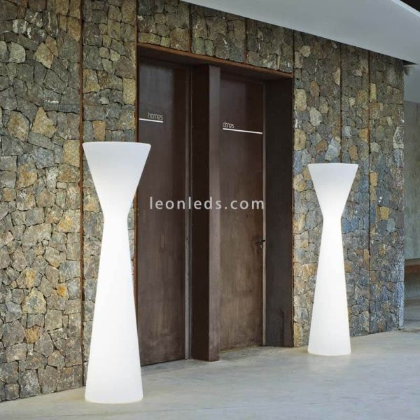 Lámpara de pie Konika 170 con cable o batería recargable ambiente