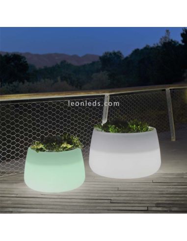 Macetero LED exterior mediano Camelia 60 recargable RGB