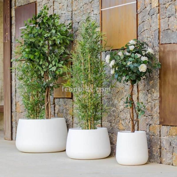 Macetero LED grande Camelia 80 con luz blanca ambiente