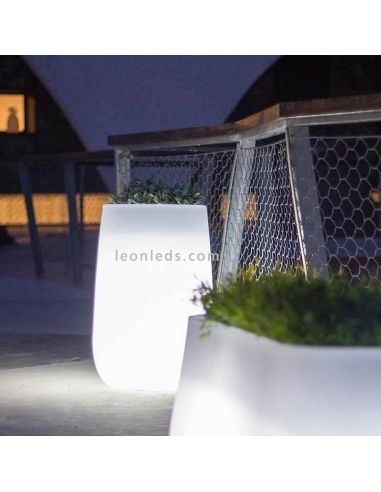 Macetero LED Camelia high alto de exterior ambiente