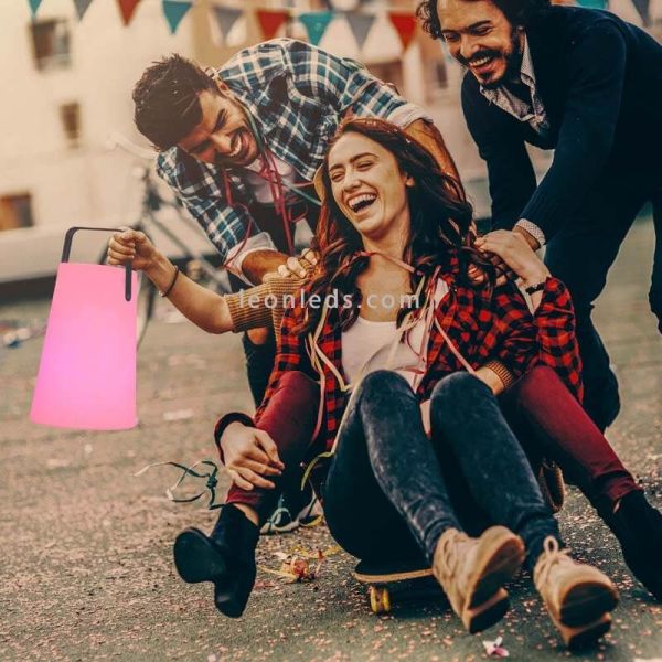 Lámpara de mesa LED exterior altavoz Nómada play portátil