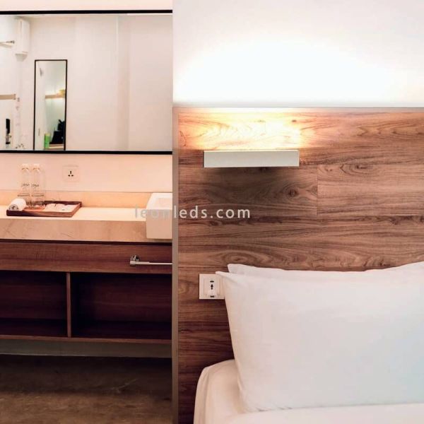 Aplique LED Hanok blanco pequeño 14W ambiente