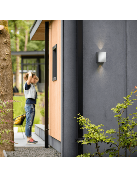 Aplique LED Cistus de exterior cuadrado doble luz Philips