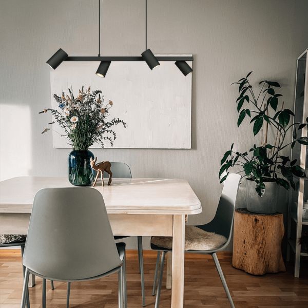 Suspension noire dimmable Marley avec 4 ampoules d'ambiance