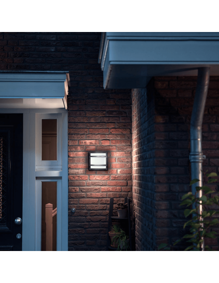 Aplique LED exterior cuadrado Petronia  ambiente