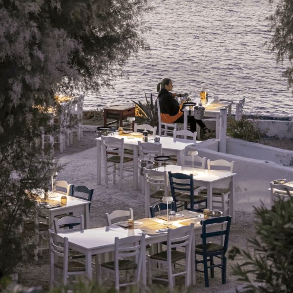 Candeeiro de mesa portátil para exterior Relax branco sem cabos