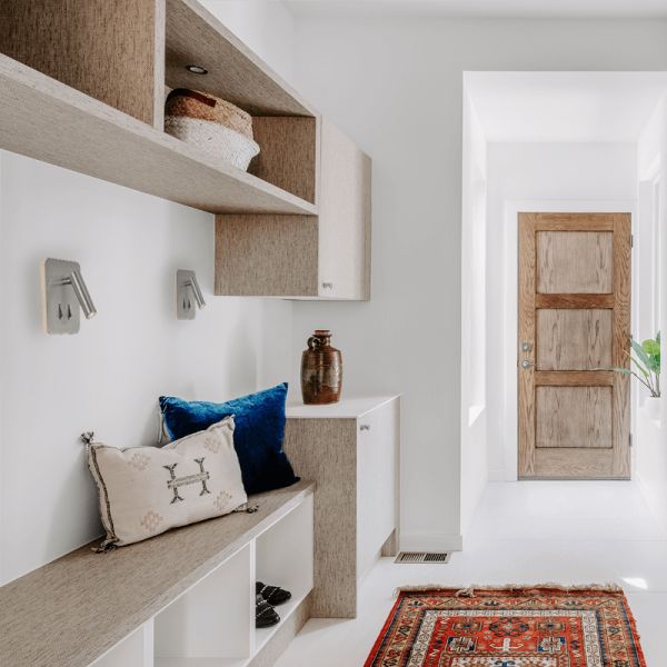 Applique LED carrée Cayman avec lecteur argent ambiant