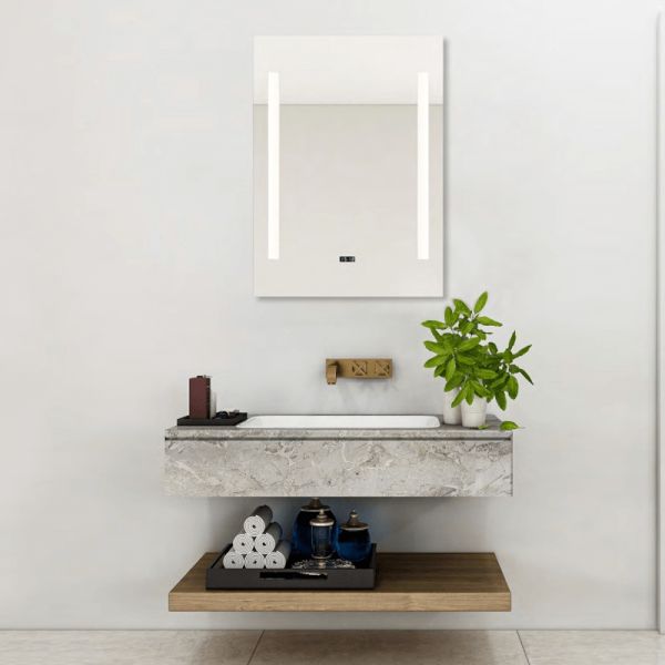 Espejo rectangular Ilona con luz LED lateral y reloj ambiente