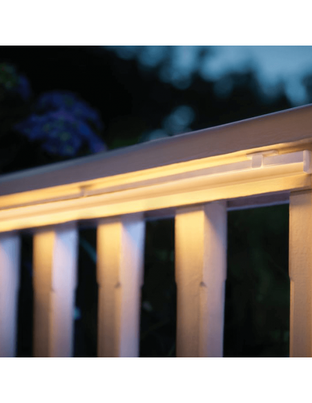 Fita LED RGB externa Philips Hue Outdoor 5m regulável