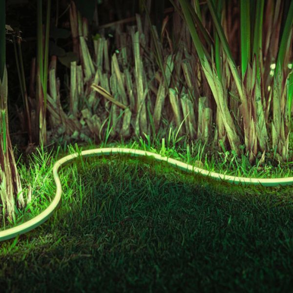 Tira LED RGB para exterior Philips Hue Outdoor 5m ambiente
