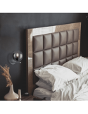 Aplique Pure antracita con pantalla de vidrio humo ambiente