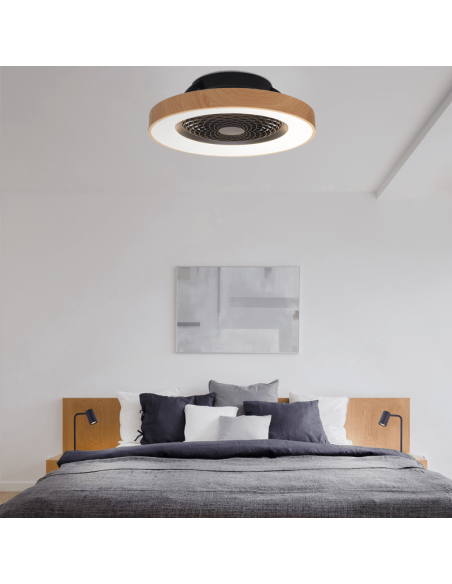 Ventilador LED Tibet madera y negro ambiente