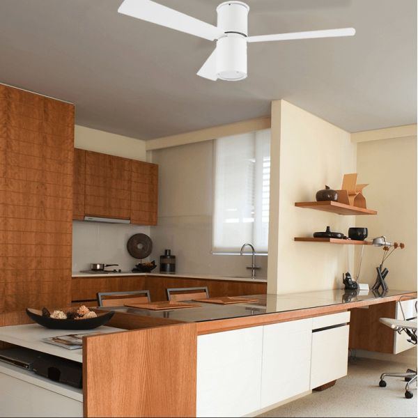 Ventilador blanco minimalista con luz Formentera ambiente