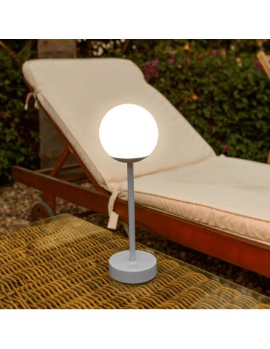 Lámpara de mesa portátil y recargable Norai Slim 30 gris