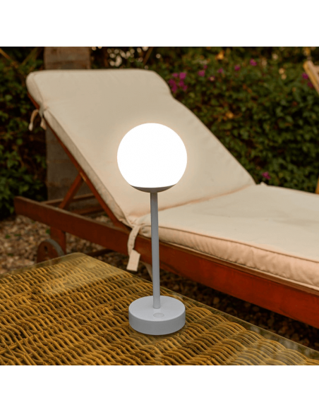 Lámpara de mesa portátil y recargable Norai Slim 30 gris