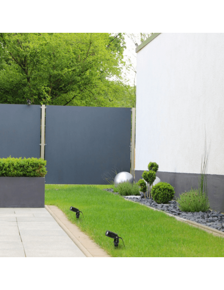 Farol led com ponta Cobmist Thin Sulion 15º jardim