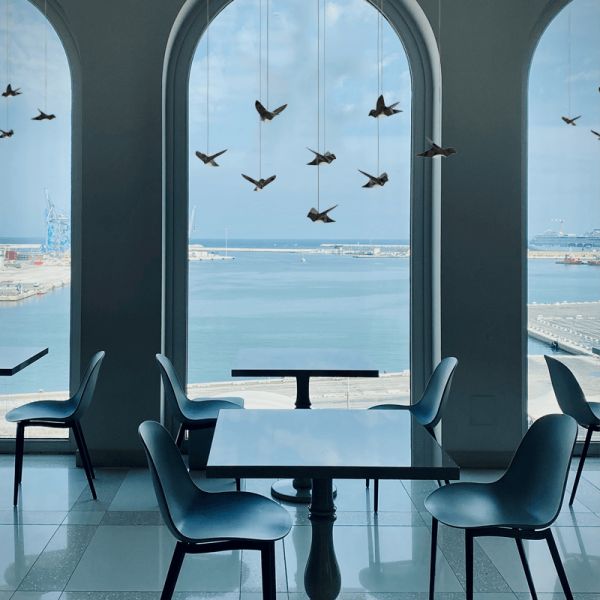 Suspension LED Paratebueno avec oiseaux d'ambiance décoratifs