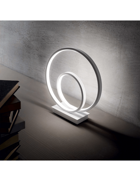Lámpara de mesa LED moderna Oz 3000k ambiente