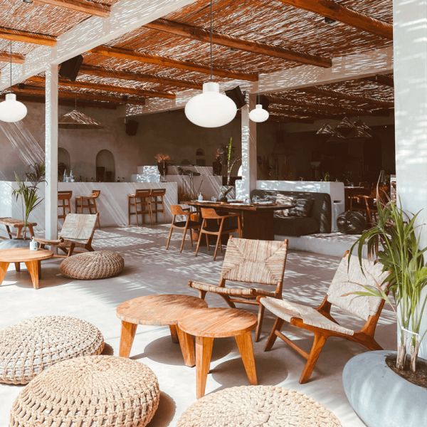 Suspension d'extérieur Clio avec cadre en aluminium blanc ambiant