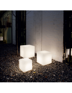 Candeeiro de pé em forma de cubo Luna 2