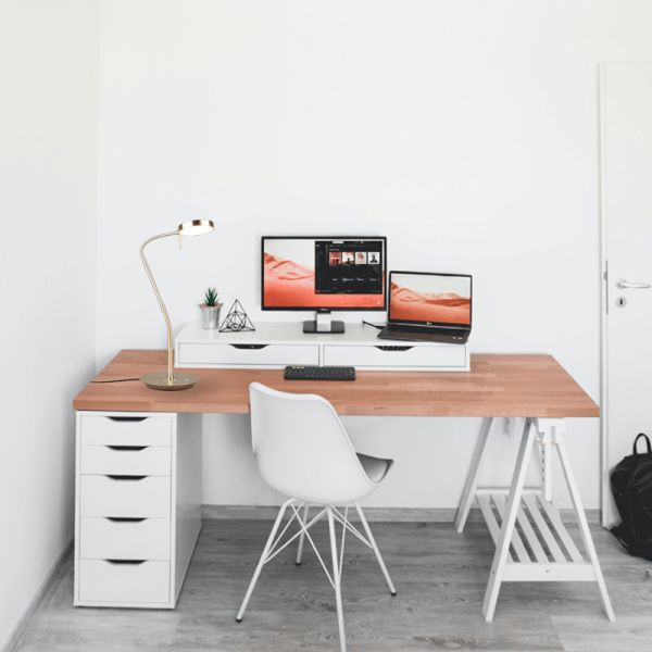 Lámpara de mesa LED de estudio Monza bronce mate ambiente