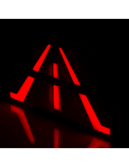 Piloto Trasero rectangular LED con triangulo Strada 12V 24V Horpol | LeonLeds