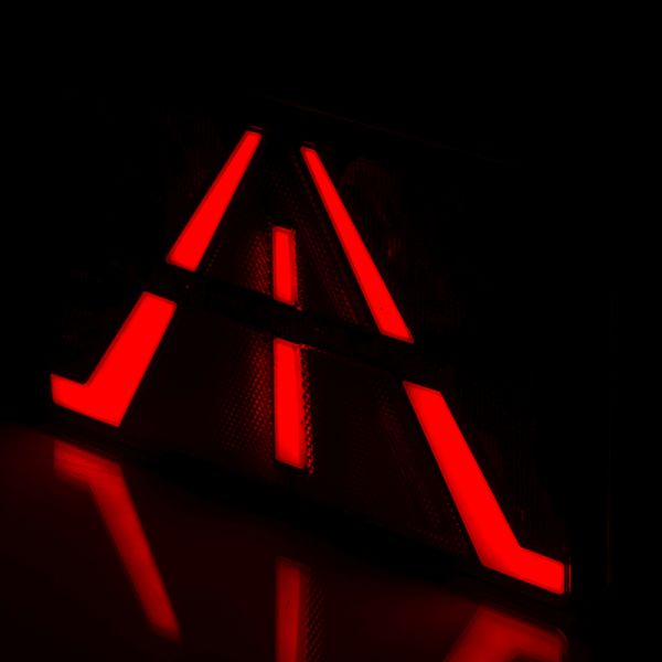 Piloto Trasero rectangular LED con triangulo Strada 12V 24V Horpol | LeonLeds