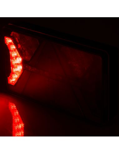 Lanterna traseira LED retangular com triângulo Strada 12V 24V Horpol | leonleds